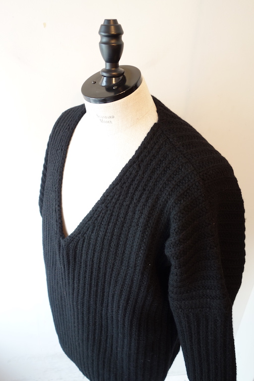 O PROJECT』”KNITTED V NECK” ｜ 福岡市今泉のセレクトショップ
