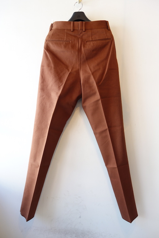 『NEAT』”TAPERED PANTS” (Cotton Kersey) for UNREAL REAL CLOTHES ｜ 福岡市今泉の