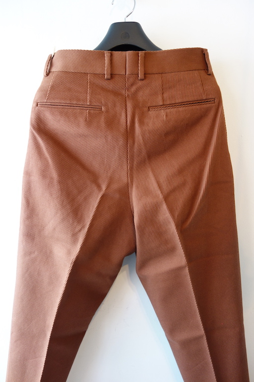 『NEAT』”TAPERED PANTS” (Cotton Kersey) for UNREAL REAL CLOTHES ｜ 福岡市今泉の