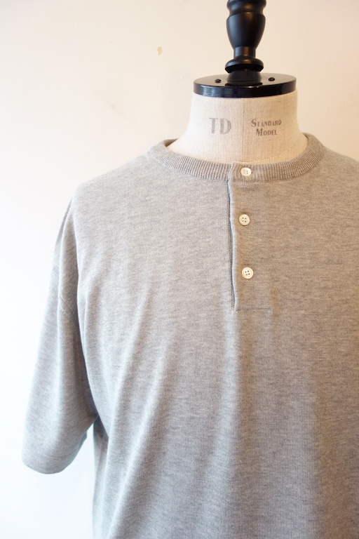 Graphpaper』”Suvin S/S Henley Neck Knit” ｜ 福岡市今泉のセレクト 