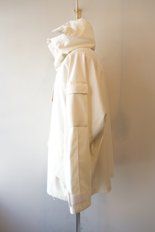 Graphpaper』”Silk Wool Military Parka” ｜ 福岡市今泉のセレクト 