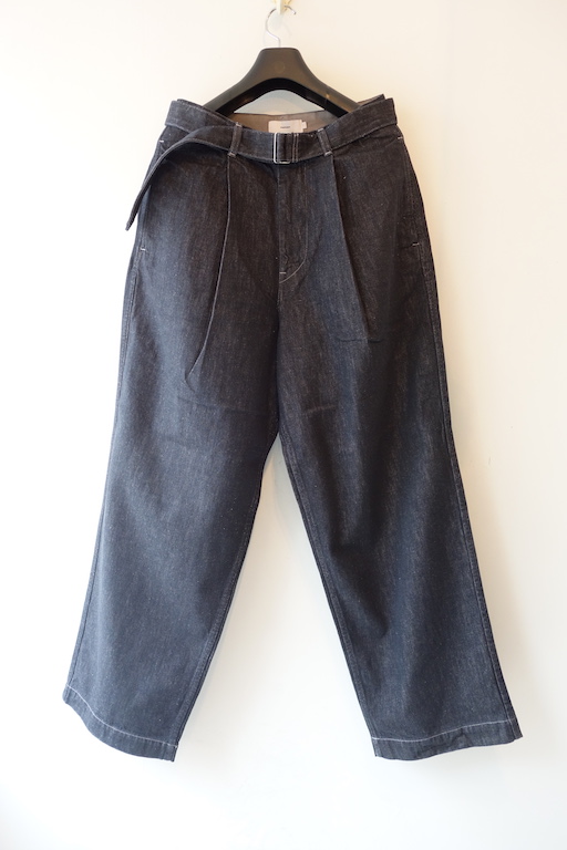 Graphpaper』”Colorfast Denim Belted Pants” ｜ 福岡市今泉のセレクト