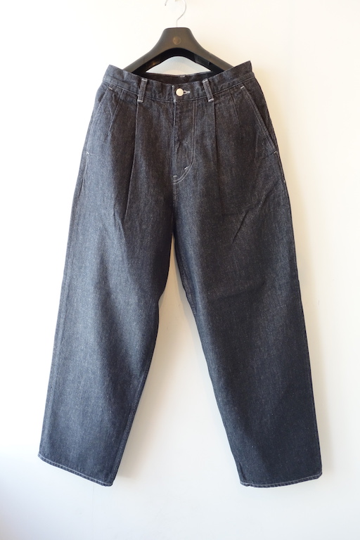 Graphpaper』”Colorfast Denim Two Tuck Pants” ｜ 福岡市今泉の 