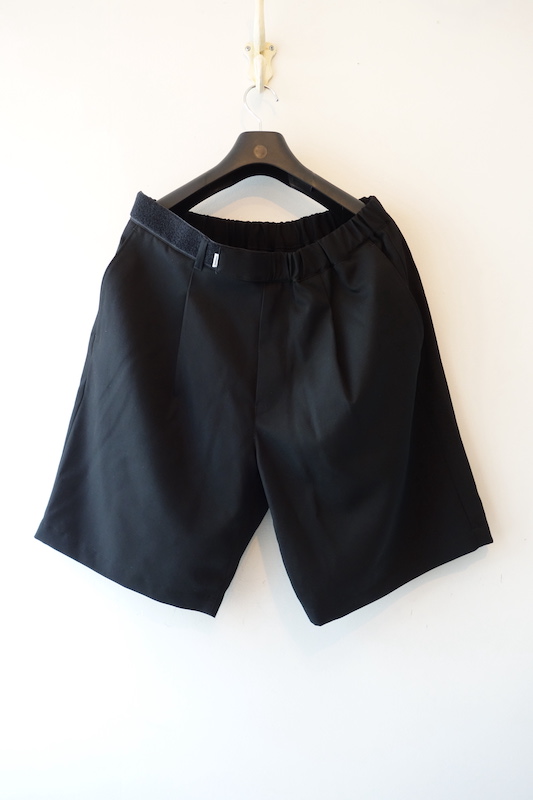 Graphpaper』”Selvage Wool Wide Tuck Chef Shorts” ｜ 福岡市今泉の