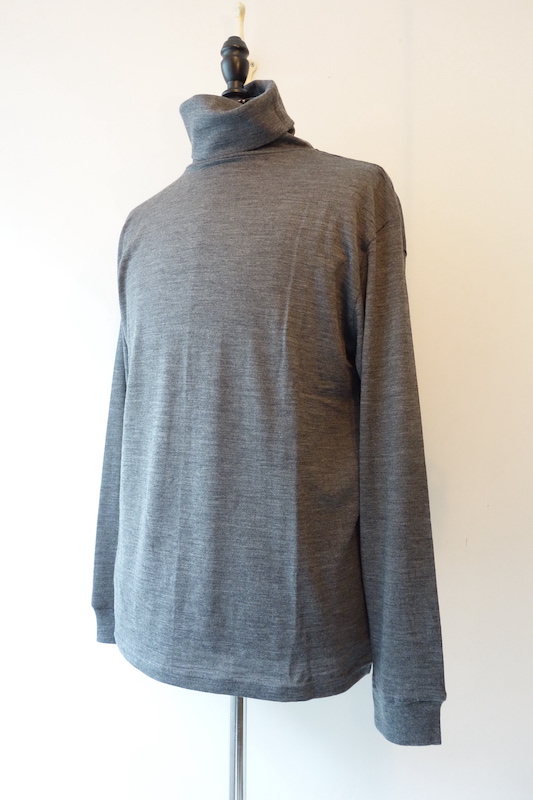 Graphpaper』”Washable Wool High Neck Tee” ｜ 福岡市今泉のセレクト 